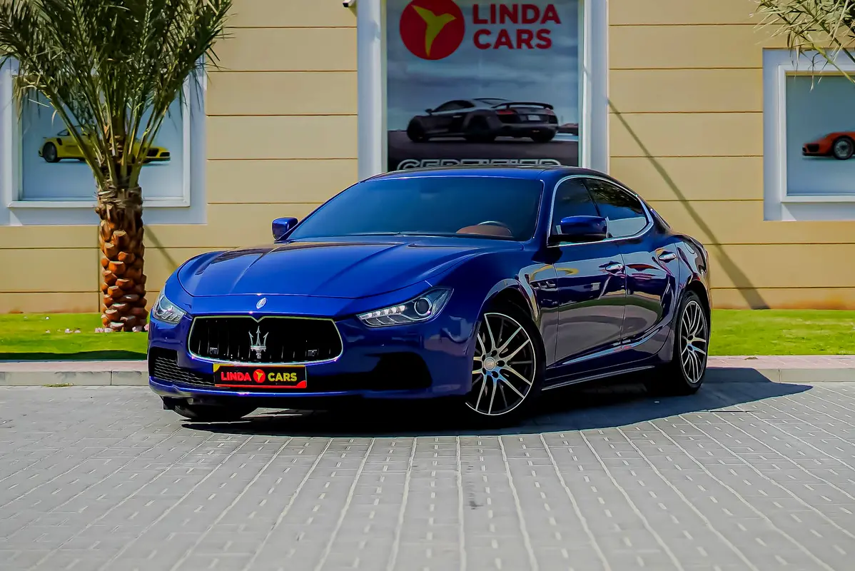 Maserati Ghibli 2015 — photo 1 of 20