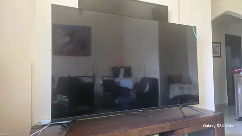 65 4K UHD Android TV - Treeview (Excellent Working Condition)