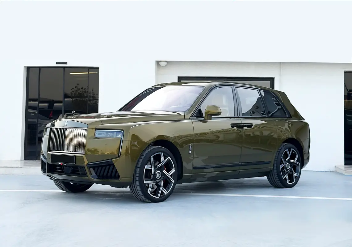 Rolls-Royce Cullinan 2025 — photo 1 of 20