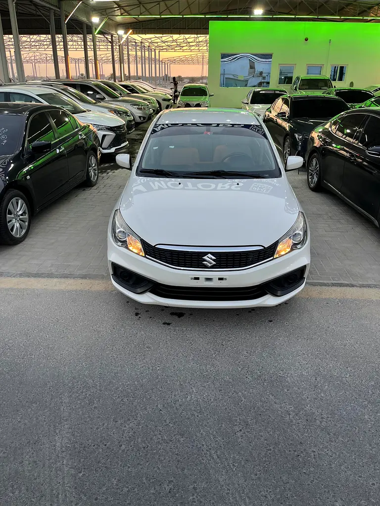 Suzuki Ciaz 2023 — photo 1 of 14