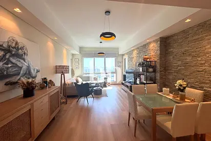 Unfurnished | Upgraded | Mid floor