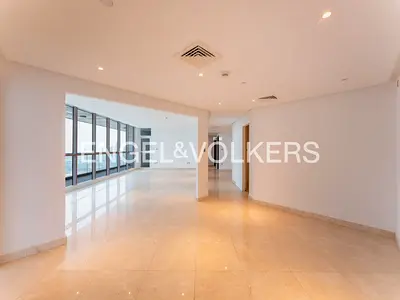 BEST PRICED | BEST LAYOUT | FULL SEA HIGH FLOOR