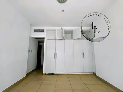 Lavish and beautiful 1bhk apartment available in 50k with gym, pool, chiller and parking free.