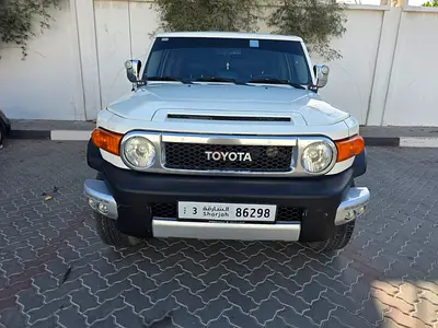Toyota FJ Cruiser GXR 2012 | GCC Specs | Well Maintained