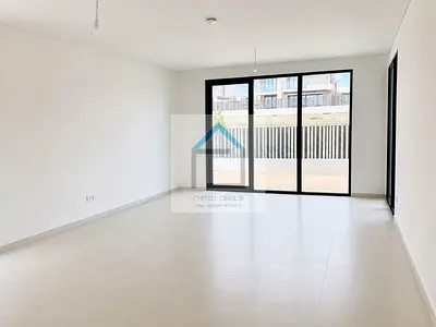 Single Row 3BR+M Brand New Townhouse for Rent