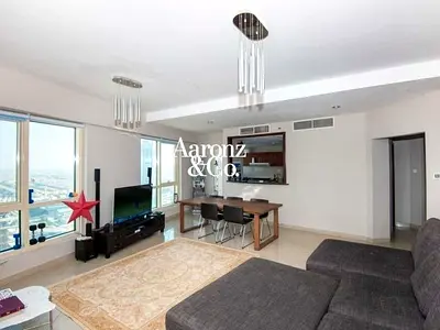 Vacant on Transfer l Big Lay-out l Lake View