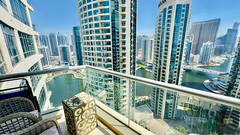 GENUINE RESALE | CORNER | LUXURY LIVING