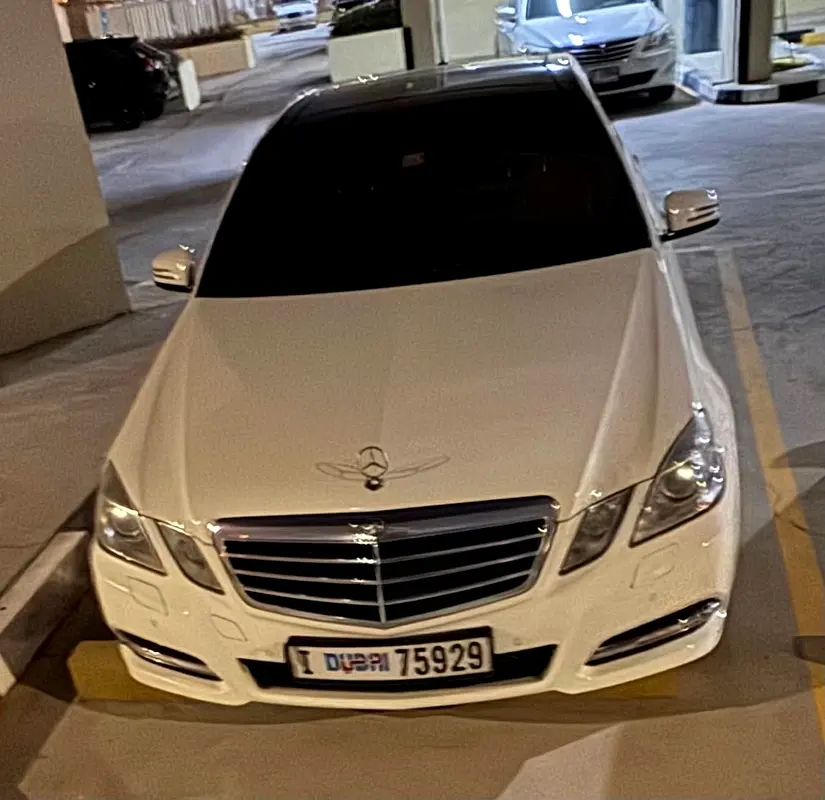 Mercedes-Benz E-Class 2012 — photo 1 of 7