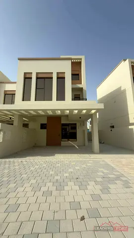 HANDOVER IN 1 WEEK | MULTIPLE OPTIONS | PREMIUM LOCATION