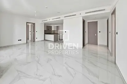 Ready to Move in | High Floor | Pool View