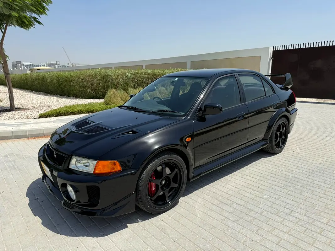 Mitsubishi Evolution 1998 — photo 1 of 10