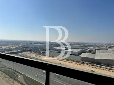 Fully Furnished | Open views | Bright and clean