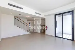 Greenbelt | Single Row | Close to Amenities
