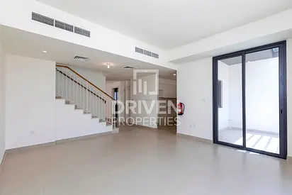 Greenbelt | Single Row | Close to Amenities