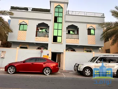 بنايه للبيع بمساحه واسعه ودخل ممتاز