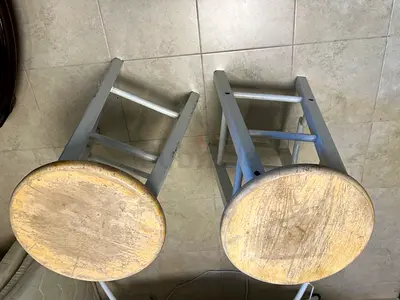 Set of 2 wooden bar stools - rustic finish