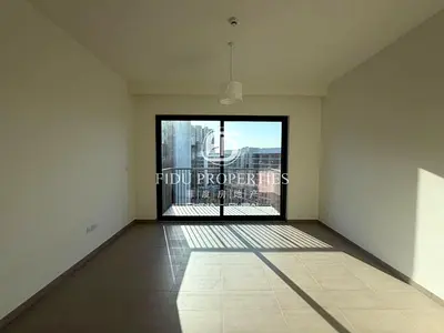 High Floor | Community View | Chiller Free