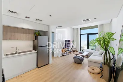 High Floor | Upgraded Unit | Fully Furnished