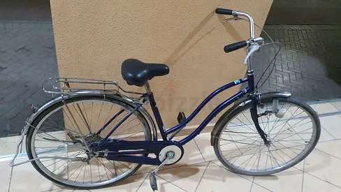 Classic Dutch-style Ladies City Bicycle - Well Maintained