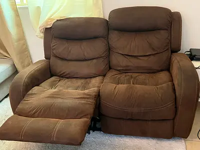Brown 2-Seater Recliner Sofa (Double Recliner) - Comfortable Used - living room / couch l