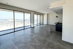 Chiller Free | Sea &amp; Skyline View | 3 Beds + Maid