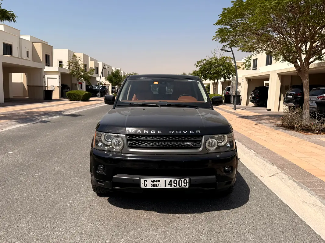 Land Rover Range Rover Sport 2011 — photo 1 of 15
