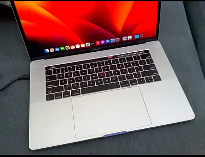 MacBook Pro 15 inch 2018 like new
