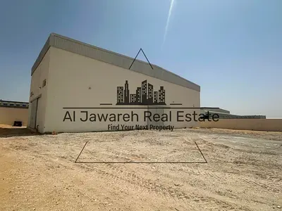 حوطة مع مستودع في المنطقة الحديثة بأم القيوين