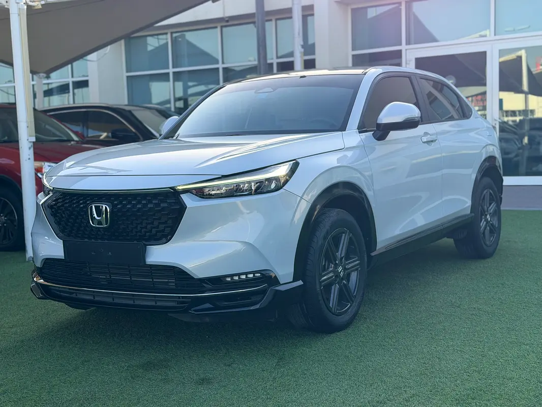 Honda HR-V 2024 — photo 1 of 20