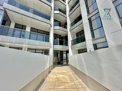 HUGE TERRACE | 1 BEDROOM | LAUNDRY ROOM | PARKING
