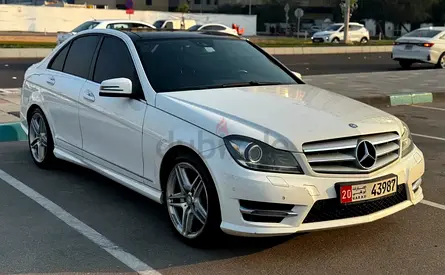 Mercedes-Benz C200 Elegance 2014 GCC Specs - Pristine Condition