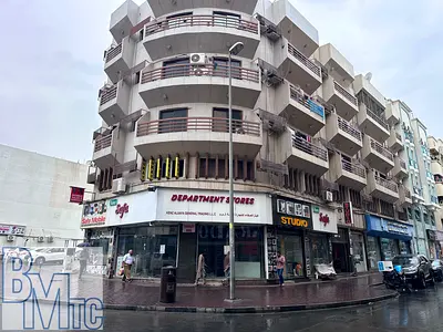 SPACIOUS SHOP AVAILABLE FOR RENT - PRIME LOCATION - AL NAKHAL- NAIF-DEIRA -DUBAI