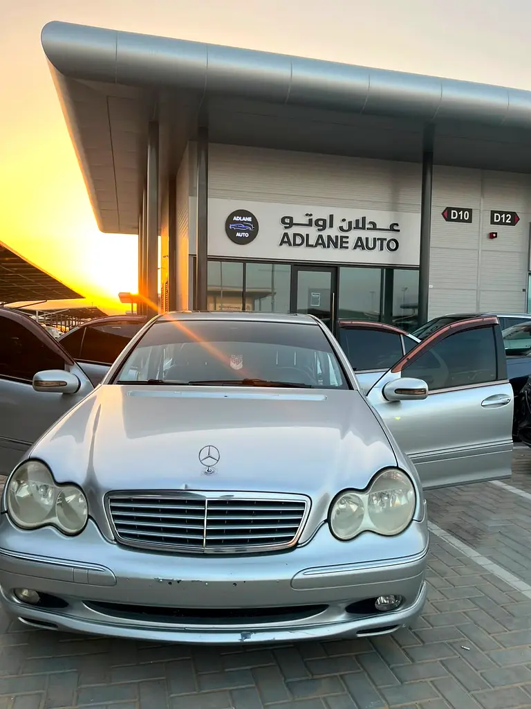 Mercedes-Benz C-Class 2002 — photo 1 of 16