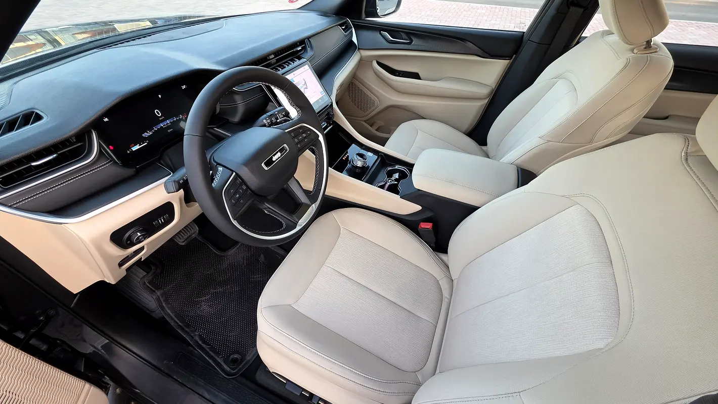 Jeep Grand Cherokee 2025