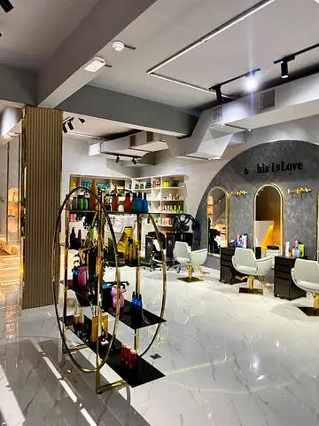 معلم دهانات وديكورات وسيراميك Painter Decorator
