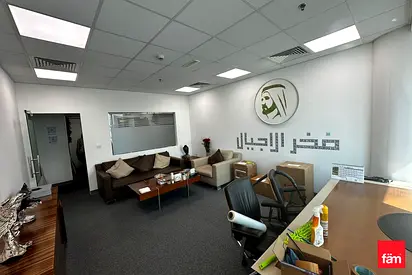 Combined offices with Canal View 3084sqft