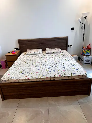 Wooden King Bed Frame with Headboard