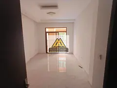 One bedroom and living room / balcony / first occupancy / large area / special price / on the main r
