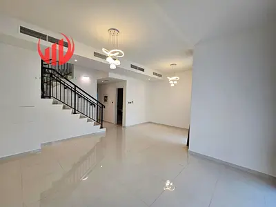 فيلا من 3 غرف نوم مواجهة للحديقة | ملاذ | تراسات كبيرة