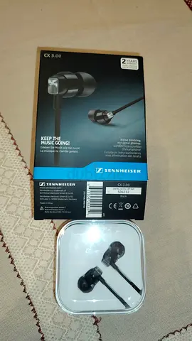 Sennheiser CX 3.00 left side broken earphones