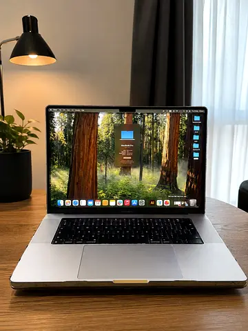 MacBook Pro 16-inch (M1 Pro) - Excellent Condition, 16GB RAM, 1TB SSD