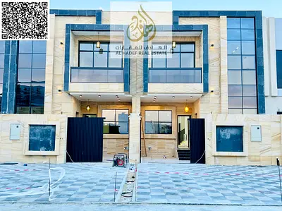 تاون هاوس للايجار في الحليو 2  اول ساكن ارتداد كبير امام الفيلا للسيارات  حوش واسع داخل الفيلا  تتكون من طابقين  ارضي اول  مساحه الارض 1750قدم مربع  م
