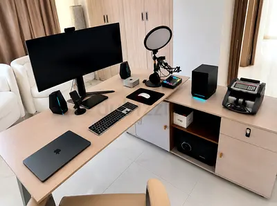 Clean Home Office
