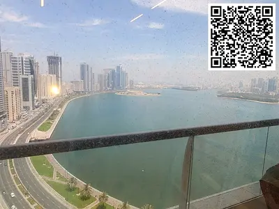 شقة للبيع في برج على كورنيش المجاز مباشرة – الشارقة