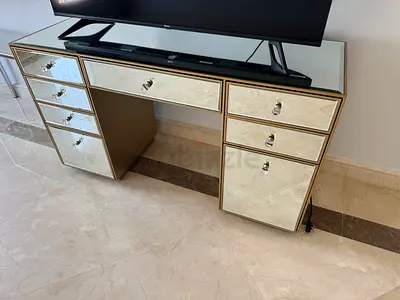 Mirrored Dressing Table / TV Console with 7 Drawers - Good Condition