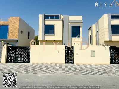 للبيع: فيلا في الزاهية عجمان، 3 غرف نوم ماستر، صالة ومجلس، مطبخ وغرفة خادمة، مساحة أرض 3014 قدماً، بناء 2264 قدم، موقع مميز، تشطيب جيد، قريبة من الخدم