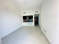 Bright Unit | Near Exit | Ready to Move
