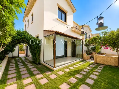 Type 3E I Extended I Landscaped | 3BR + Maids