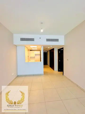 LUXURY 1BR WITH BALCONY AND READY TO MOVE