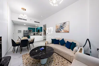 Fully Equipped 2 BHK | Park View | Ready to Move